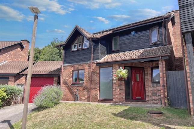 3-bed detached on 65, Wedgwood Avenue, Blakelands, £450,000