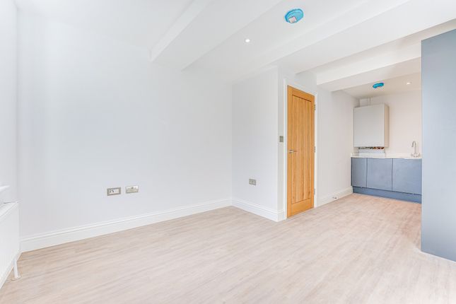Studio for sale in St. Onge Parade, Southbury Road, Enfield