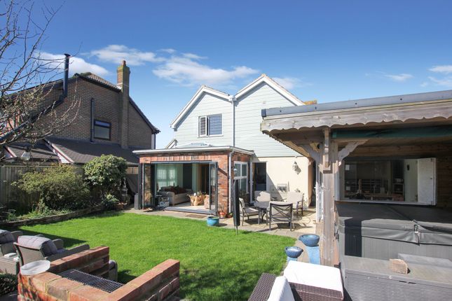 44 Hythe Road, Romney Marsh photo 4