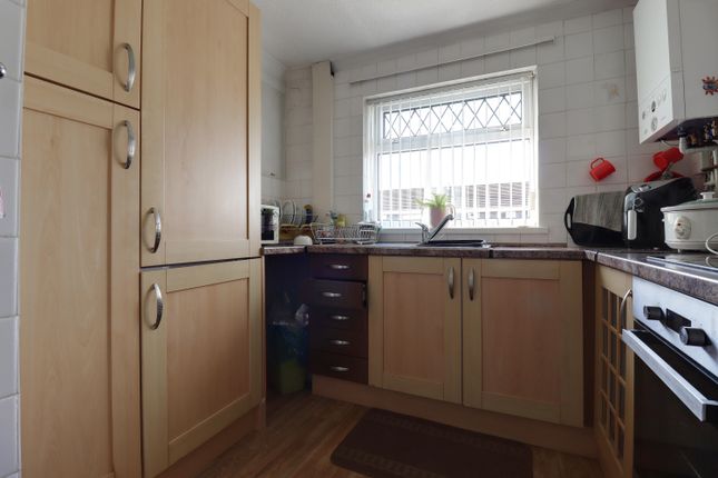 111, Westward Place, Bridgend photo 3