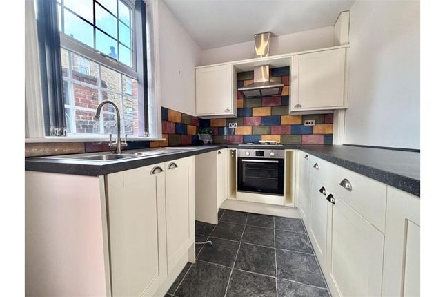 24, Stanley Street, Brighouse photo 2