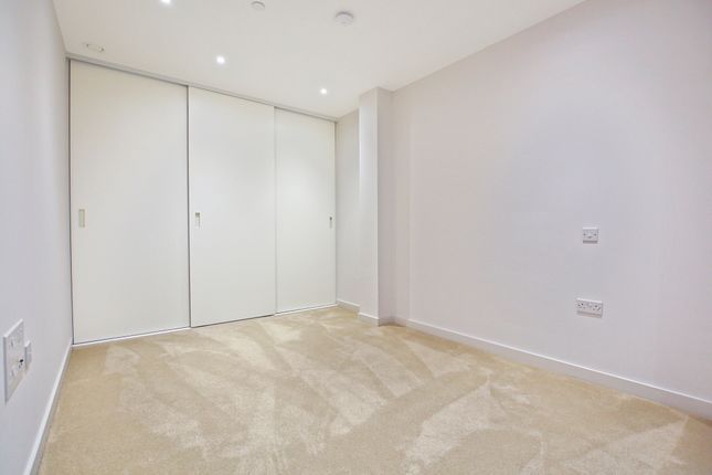 Flat to rent in Kingly Building Apartments, London