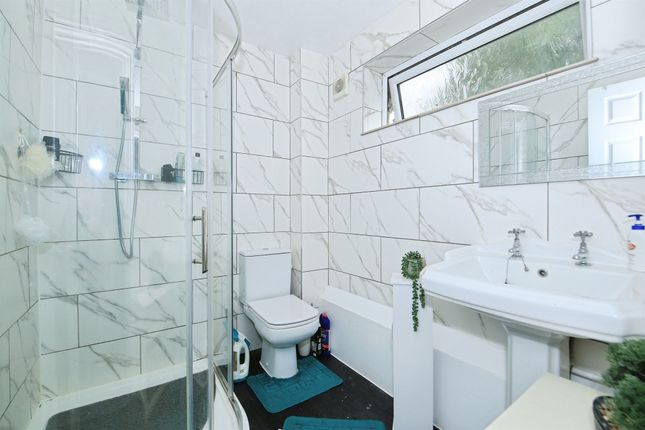 107, Brookfurlong, Peterborough photo 4