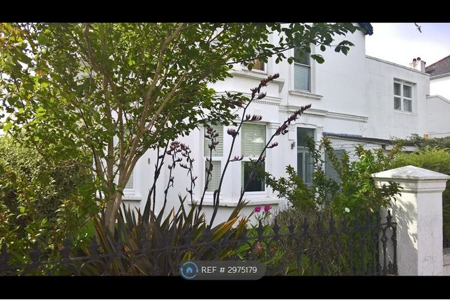 Flat   Hove Park Villas, Hove photo 3