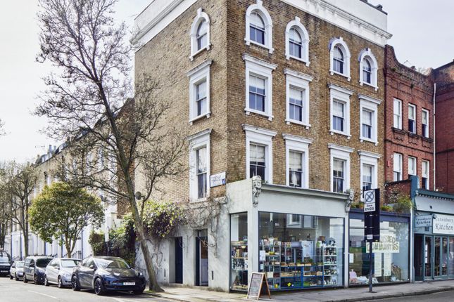 Semi-detached house for sale in Canonbury Lane, London