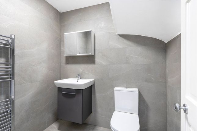 Cottage Cloakroom