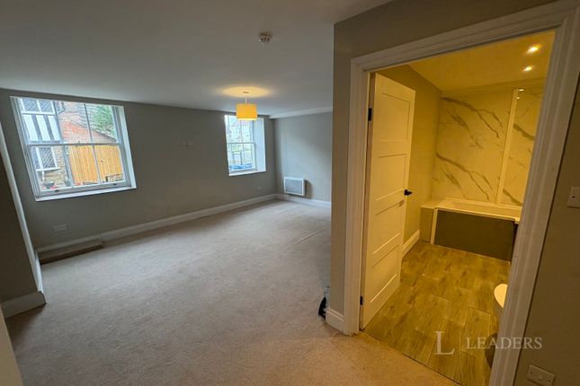 The Garden Flat, The Willows, The Street, Horsham photo 4