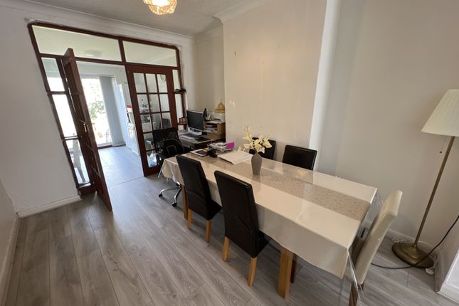 111 nield rd, Hayes photo 5