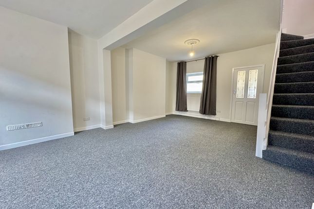 3, Lloyds House, Swansea photo 2
