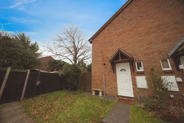 Thumbnail Property for sale in Springfield Road, Luton