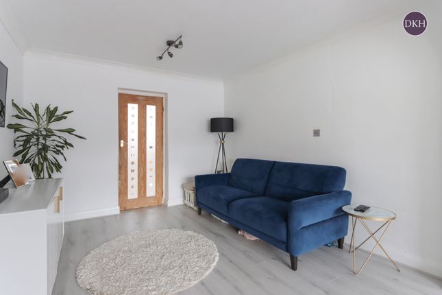 7, Valley Walk, Rickmansworth photo 4