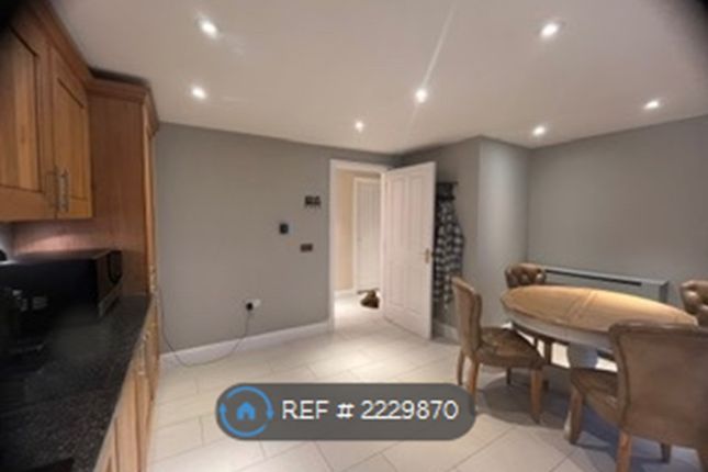 Astwick Manor Coopers Green Lane, Hatfield photo 3