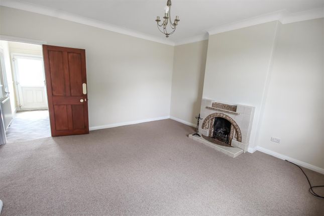 4 Thornton Hall Cottages, Staindrop Road, Darlington photo 2