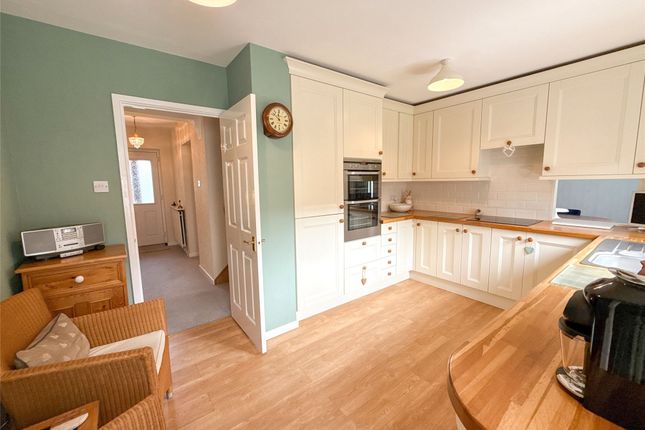 68 Oakfields, Newcastle Upon Tyne photo 3