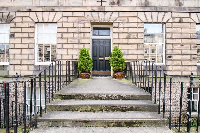 Thumbnail Flat to rent in Great King Street, Edinburgh, Midlothian
