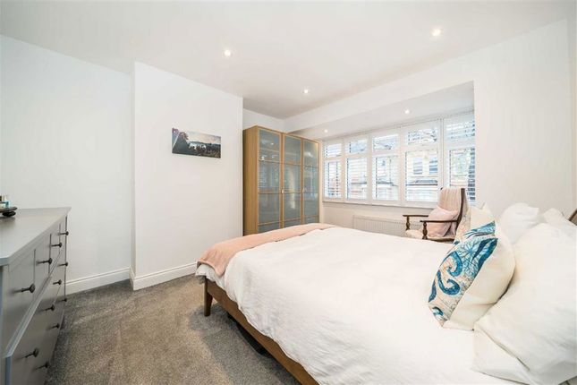 44, Endymion Road, London photo 4