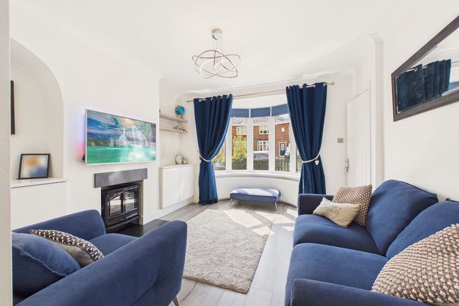 21 Elsdon Gardens, Gateshead photo 3