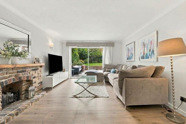 28 Longaford Way, Brentwood photo 4