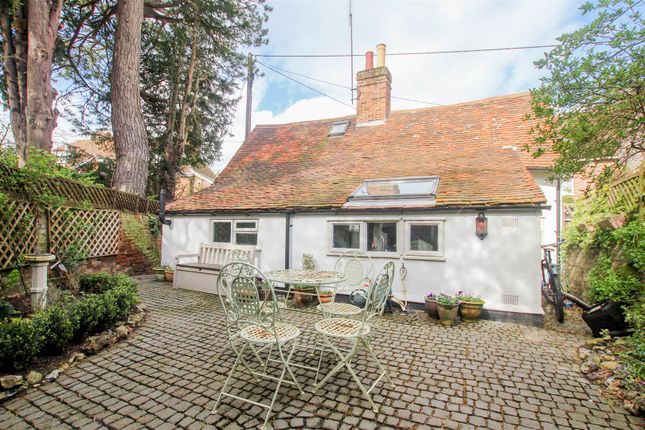 Thumbnail Detached house to rent in Freshwell Street, Saffron Walden