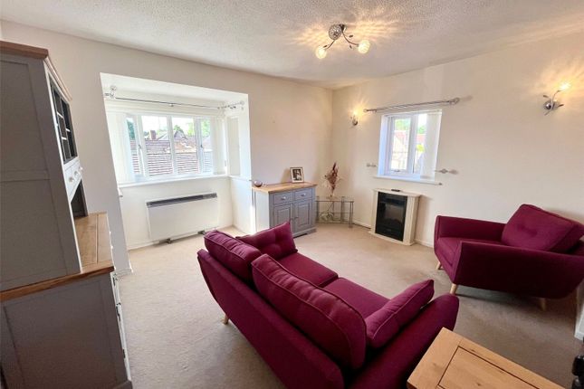 48, Avondale Court, Longwell Green photo 3