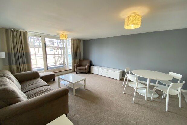 Flat to rent in Davaar House, Cardiff