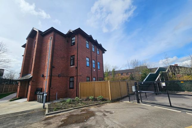 Thumbnail Flat to rent in Willow Bank House, Handforth