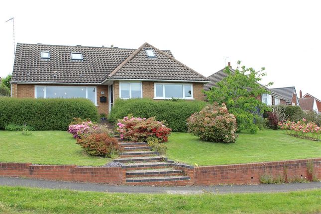 Thumbnail Bungalow for sale in Inchbrook Road, Kenilworth, Warwickshire