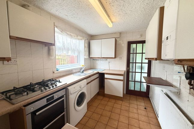32, Stewkins, Stourbridge photo 2