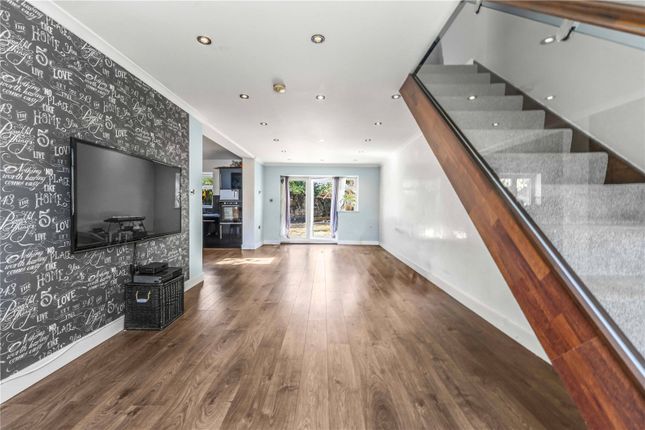 33a, Winchester Road, Feltham photo 4
