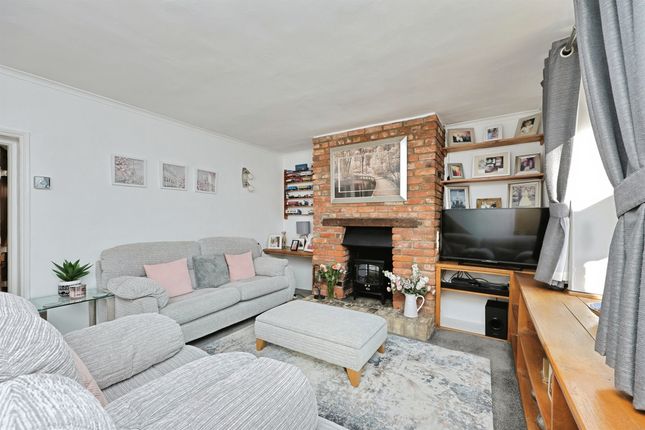 Maple Cottage, Chequers Lane, Thetford photo 2