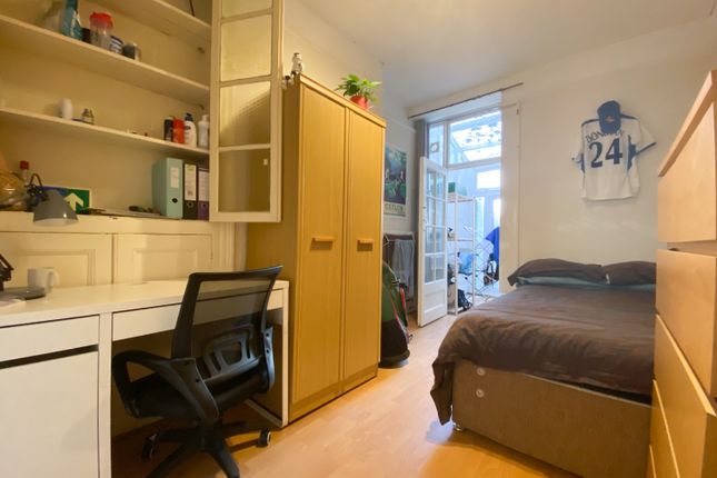 26, Lisvane Street, Cardiff photo 4