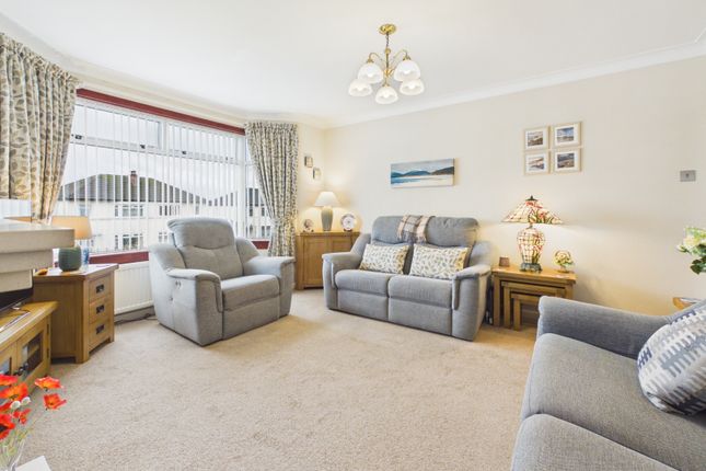 20, Renshaw Road, Bishopton photo 4
