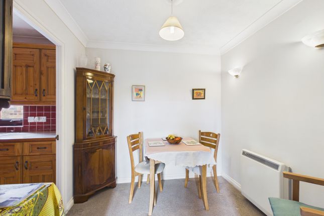 67, Laurel Court Armstrong Road, Norwich photo 3