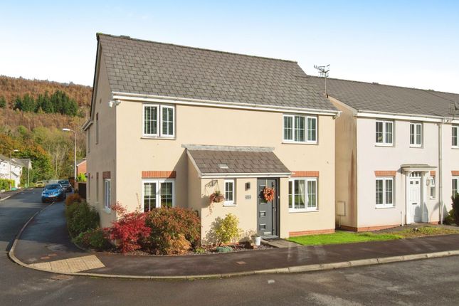 Thumbnail Detached house for sale in Maes Y Ffynnon, Mountain Ash