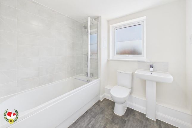 4, Luton Close, Bristol photo 3