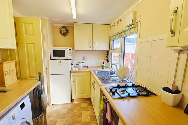150 Eastern Avenue, Fayre Oaks Home Park,, Kings Acre Road, Hereford photo 2