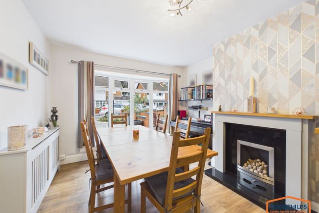 20 Dovedale Avenue, Walsall photo 3
