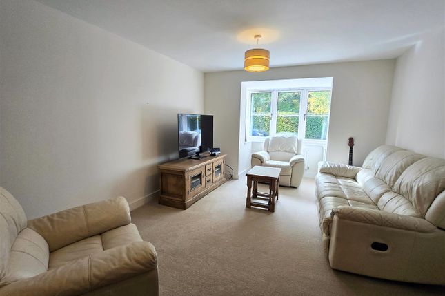 7, Stearn Way, Buntingford photo 2