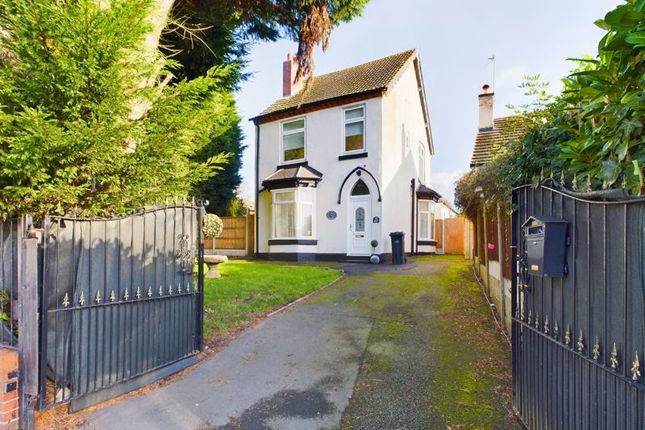 Thumbnail Detached house for sale in Long Lane, Halesowen