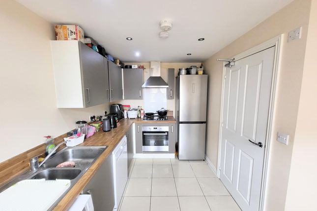 15, Greenwood Way, Didcot photo 4