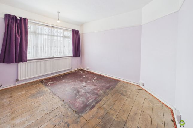 14, Abbotts Walk, Bexleyheath photo 4