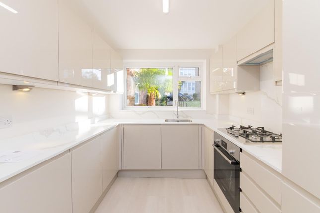 Thumbnail Property to rent in Aran Drive, Stanmore