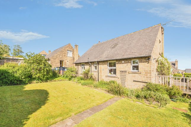 3, Stonefield Avenue, HUDDERSFIELD photo 4