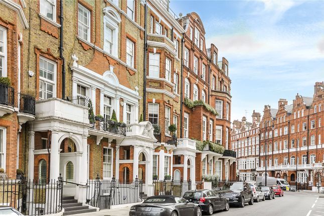 1-bed flat on Flat 5, 64, Pont Street, London, £1,150,000
