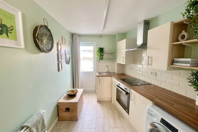 40a Tolcarne Street, Camborne photo 3