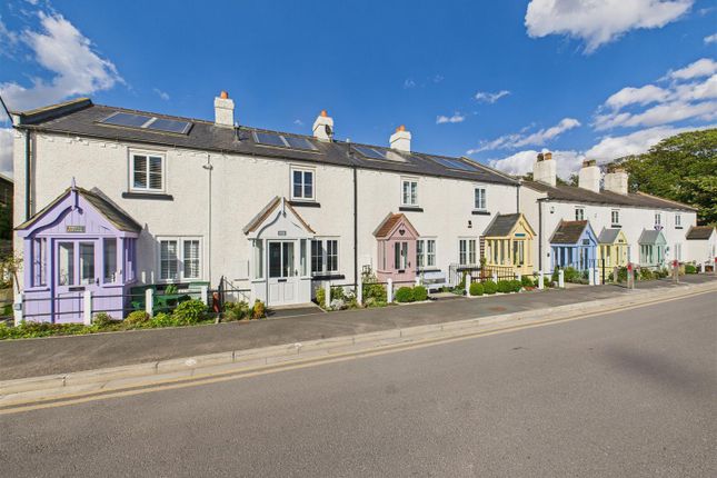 Gosling Cottage, 52, Cliff Road, Hessle photo 3