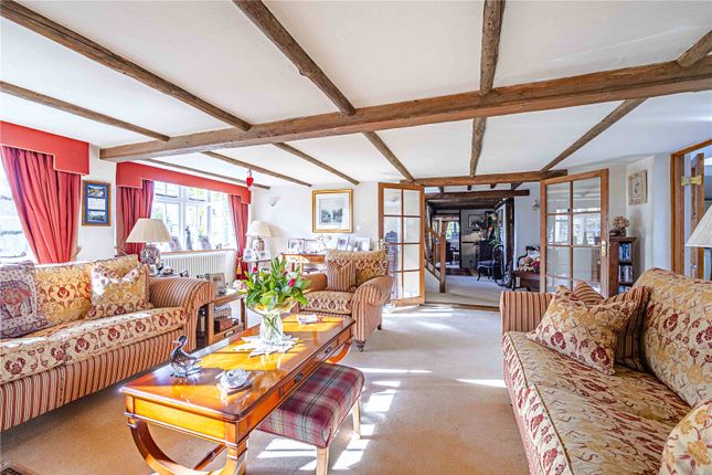 Ivy Cottage,, Leighton Road, Northall photo 2