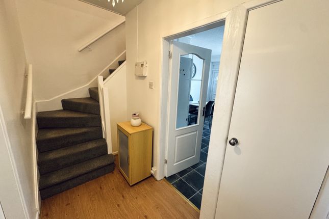 60, Manor Way, Peterlee photo 2