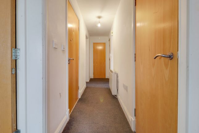 Flat for sale in Moorcroft, Ossett, West Yorkshire