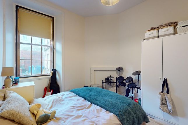 Flat for sale in West Graham Street, Glasgow